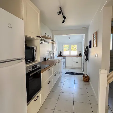 La Grenouillere - A 3 Min بيت ضيافة *