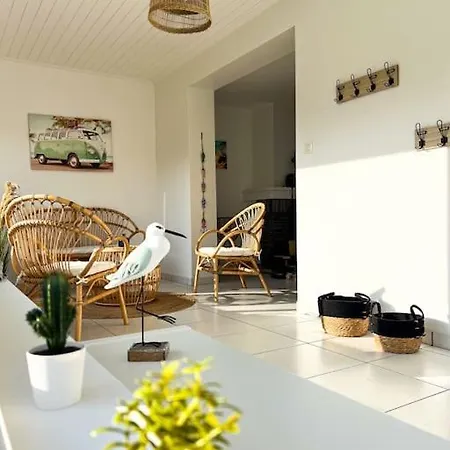 La Grenouillere - A 3 Min Holiday home *